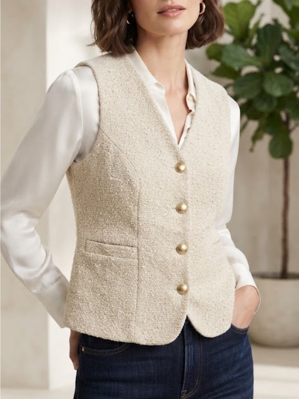 rag & bone Cream Bouclé Tweed Sleeveless Vest with Gold Buttons Small